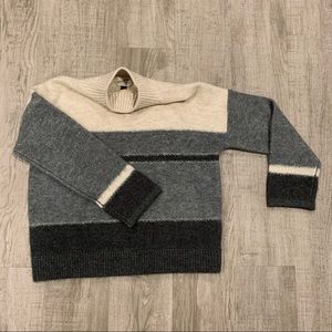 Color Block Turtleneck Sweater